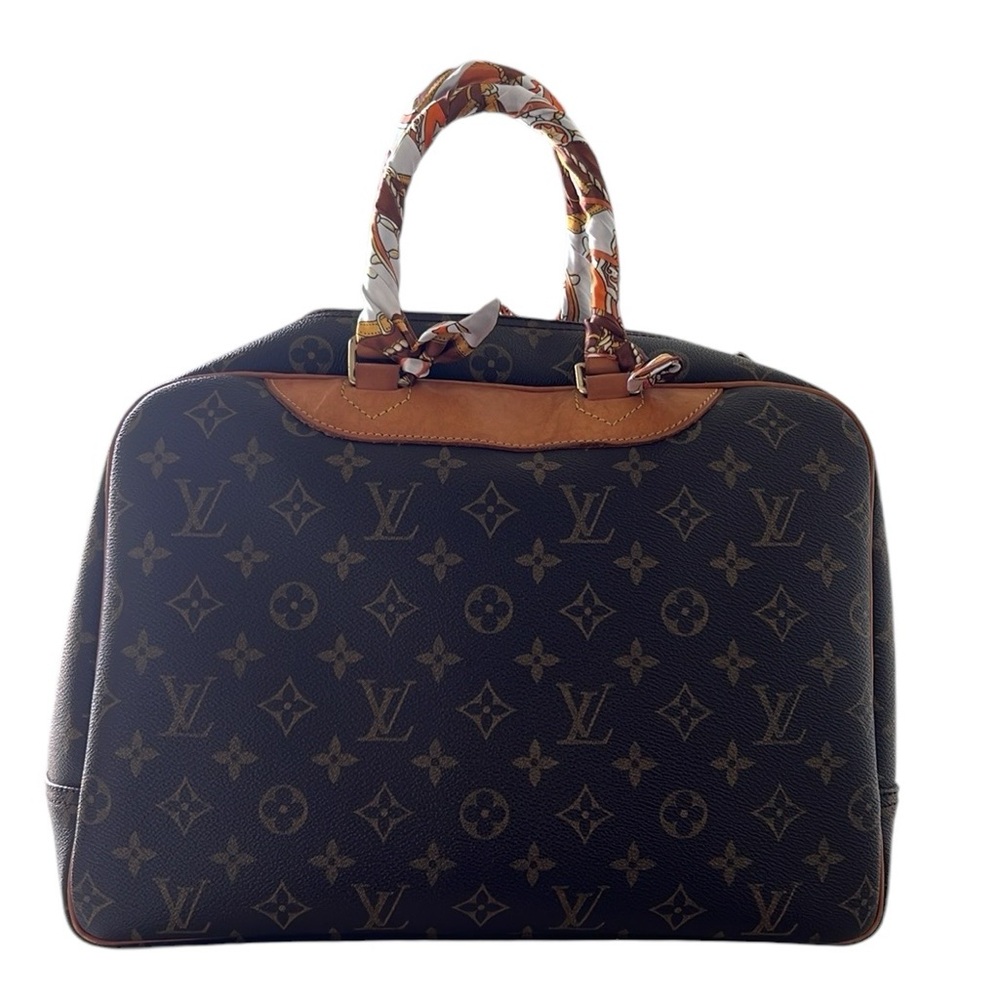 Louis Vuitton Paris Monogram Deauville Handbag - Picture 4 of 16